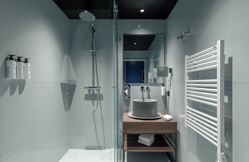 Geneva Hotel | Marmont Hotel