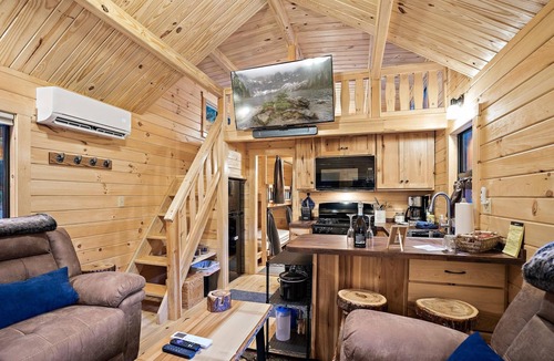 Paradise Estates House | Marmot Den