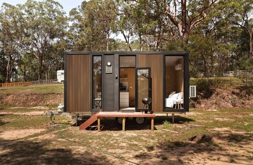 Maroota House | Maroota Greens SKY by Tiny Away