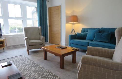 Thornhill House | Marr Cottage