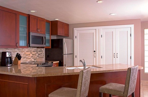 Desert Ridge Condo | Marriott Canyon Villas One Bedroom One room Full Kitchen Sleeps Four