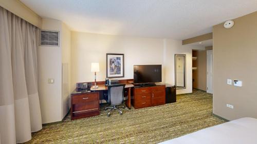O'Hare Hotel | Marriott Chicago O’Hare