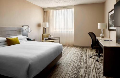 West Chester Hotel | Marriott Cincinnati North