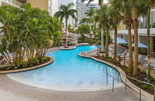 Marco Island Resort | Marriott Crystal Shores Two Bedroom Gulf View Villa