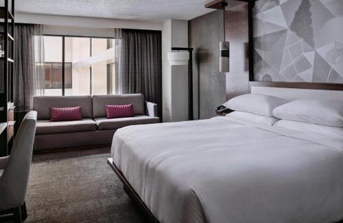 Grand River Hotel | Marriott East Lansing at University Place