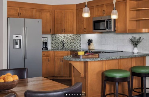 Lakeside Park Hotel | Marriott Grand Residence Luxury 1Bedroom – 2 Beds Full Kitchen