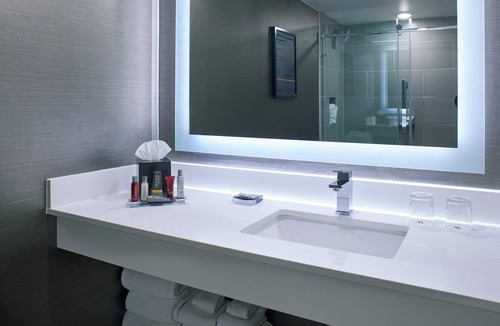 Melville Hotel | Marriott Melville Long Island