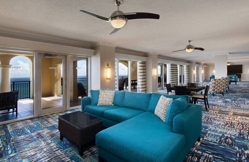 Central Beach Resort | Marriott's BeachPlace Towers Studio