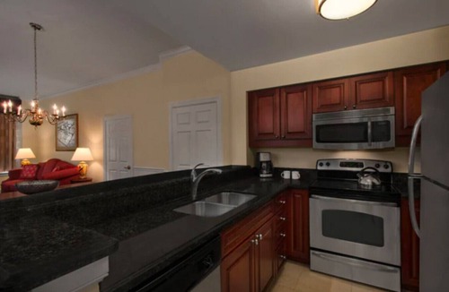 Berkeley Villa | Marriott's Manor Club (Studio)