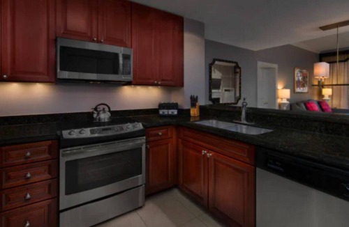 Berkeley Villa | Marriott's Manor Club, Sequel (2BR)