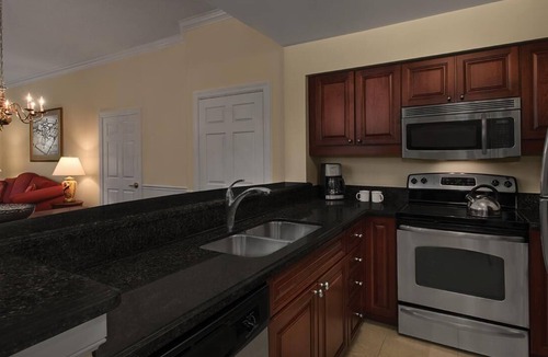 Berkeley Condo | Marriott's Manor Club | Two-Bedroom Villa