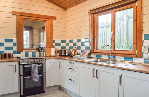 Llanybri Cottage | Marros Hill Log Cabin