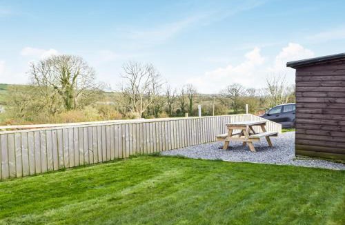 Llanybri House | Marros Hill Log Cabin