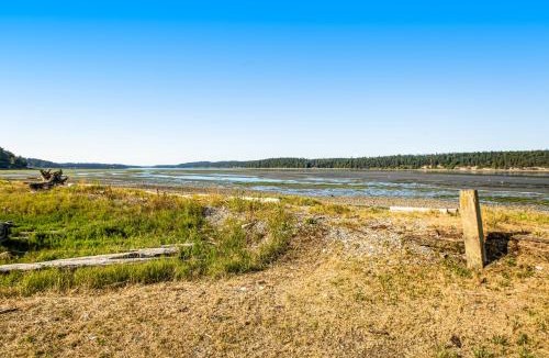 Marrowstone House | Marrowstone Island Beach Cabin