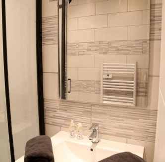 Saint-Quentin Apartment | Mars