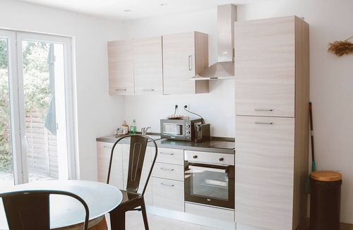 Saint-Laurent-d'Aigouze Apartment | Marselan - Mas des Jeux Holiday Homes