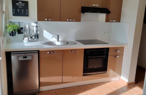 Guines House | marsh cottage in Guines