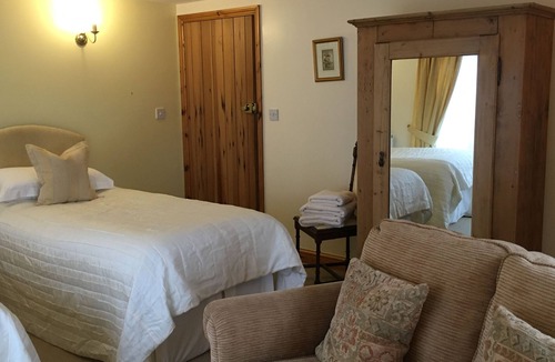 Rugeley Bed & Breakfast | Marsh Farm