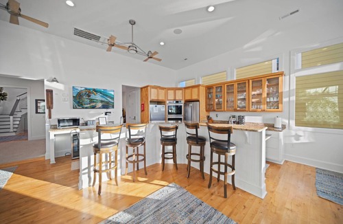 Charleston House | Marsh front home 10 min to beach and downtown- pet friendly!