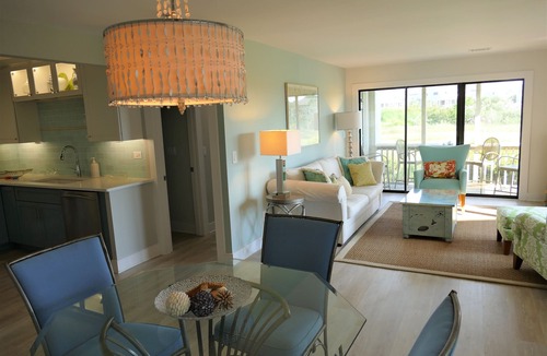 Seabrook Island Villa | MARSH/SUNSET VIEWS-DOCK/POOL-RENOVATED