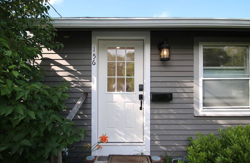 Humarock House | Marshfield 2 Bed, 1 Bath, walking distance to beach