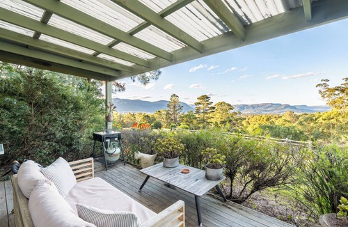 Kangaroo Valley Cabin | Martha's Villa - Panoramic views, Peaceful Location