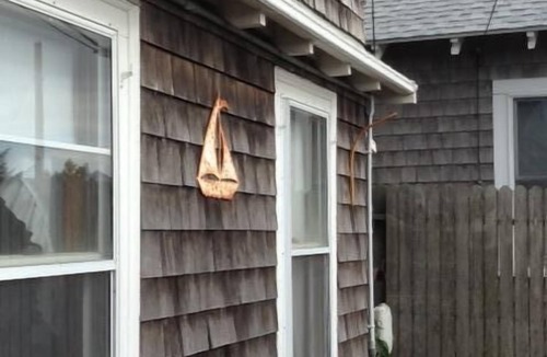 East Chop Cottage | Martha's Vineyard Beachfront Cottage in Oak Bluffs but closer to Vineyard Haven