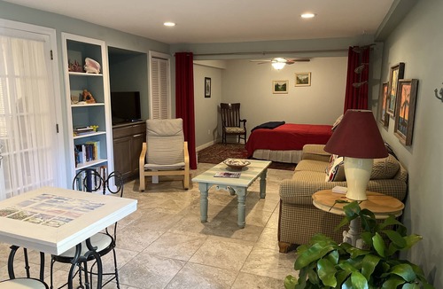 Oak Bluffs Apartment | Martha’s Vineyard studio