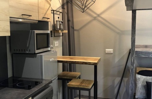 Martigues Apartment | Martigues charming fully-equipped studio