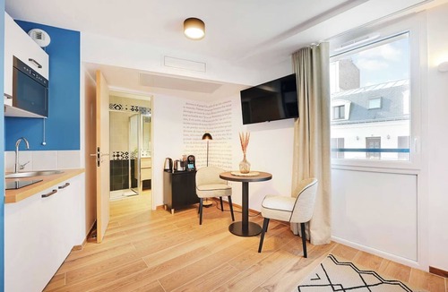Vanves Apartment | Martin Apartment #23- Rooftop & Air Conditioning