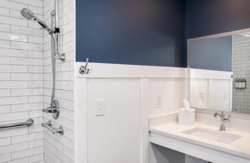 Portsmouth Bed & Breakfast | Martin Hill Inn