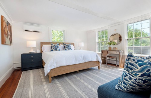 Nantucket Town Bed & Breakfast | Martin House Inn