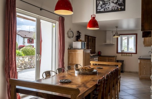 Osses House | Martirenia - Osses - Gîte