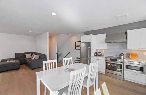 East Queen Anne Apartment | Marty McFly's Iconic Skateboard Sweet Suite