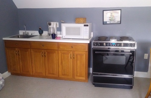 Secretary Bed & Breakfast | Marvel's on the Creek