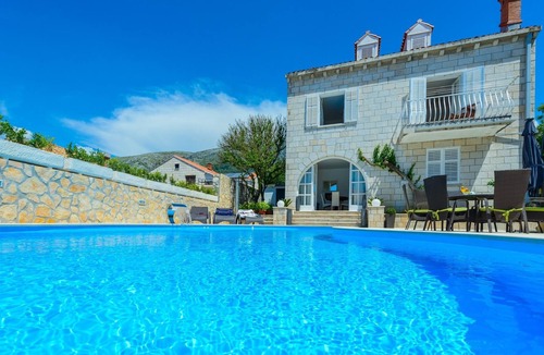 Pile Villa | Marvellous Dubrovnik Villa | Villa Ida | 5 Bedrooms | Swimming Pool | Sea Views