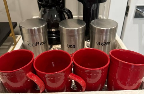 Palisades Park Apartment | Marvelous 1-bedroom with sofa bed 5 minutes from NYC