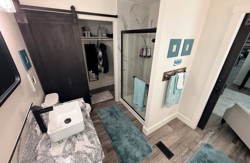 Garden City Cabin | Marvelous 3-bedroom cabin with AC in Garden City