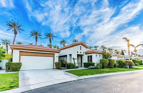 Serenity Cove House | Marvelous 4-bedroom house in Cathedral City with AC, WiFi