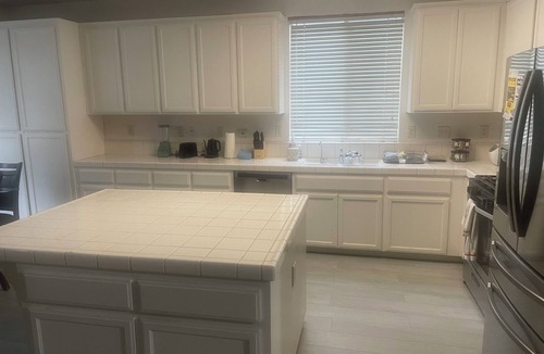 Stockton House | Marvelous 6-bedroom house with AC in tranquil Stockton