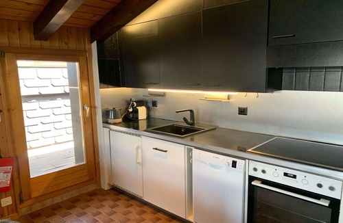 Salins Apartment | Marvelous apartment with balcony