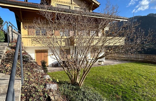Rougemont Apartment | Marvelous Luxurious Furnished Flat with Outstanding Views