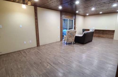 Kyburz Cabin | MARVELOUS RIVER FRONT MODERN CABIN 2200SF 4brs 2baths 8beds 40MINS FROM So TAHOE