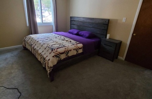 Kyburz Cabin | MARVELOUS RIVER FRONT MODERN CABIN 2200SF 4brs 2baths 8beds 40MINS FROM So TAHOE