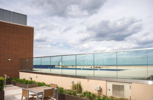 McLean Apartment | Marvelous Tysons Corner 2BR w/Fire Pit, steps to Mall, by Blueground