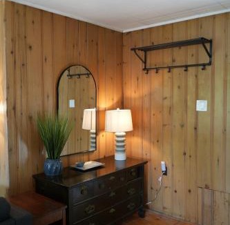 Port Sydney House | Mary Lake Sunset Lodge