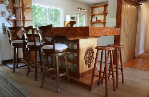 Port Sydney House | Mary Lake Sunset Lodge