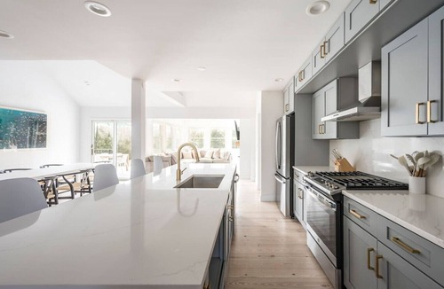 North Sea House | Mary`s Gated Oasis Private Estate