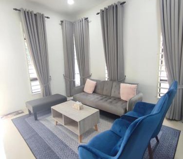 Kampung Pak Madah House | Maryam Homestay