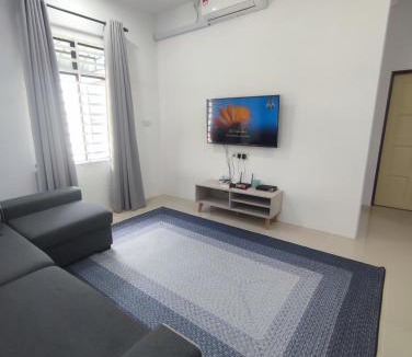 Kampung Pak Madah House | Maryam Homestay